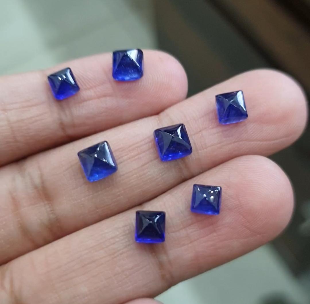2 Pcs of Sapphire Sugarloafs 5mm | Limited time deal - The LabradoriteKing