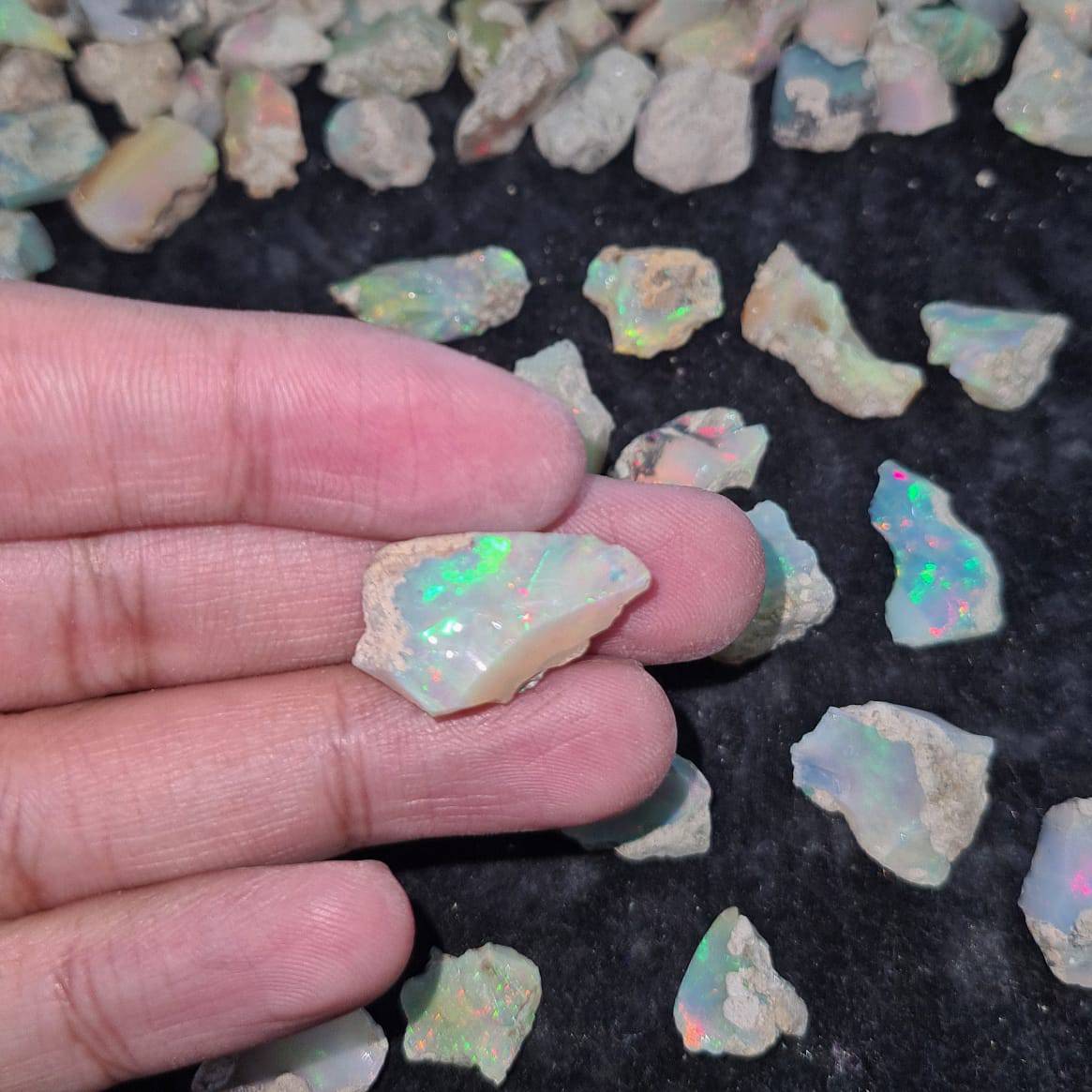 Bigger Size Opal Rough Minerals Untreated Ethiopian Mined | 20-25mm AAA Quality - The LabradoriteKing