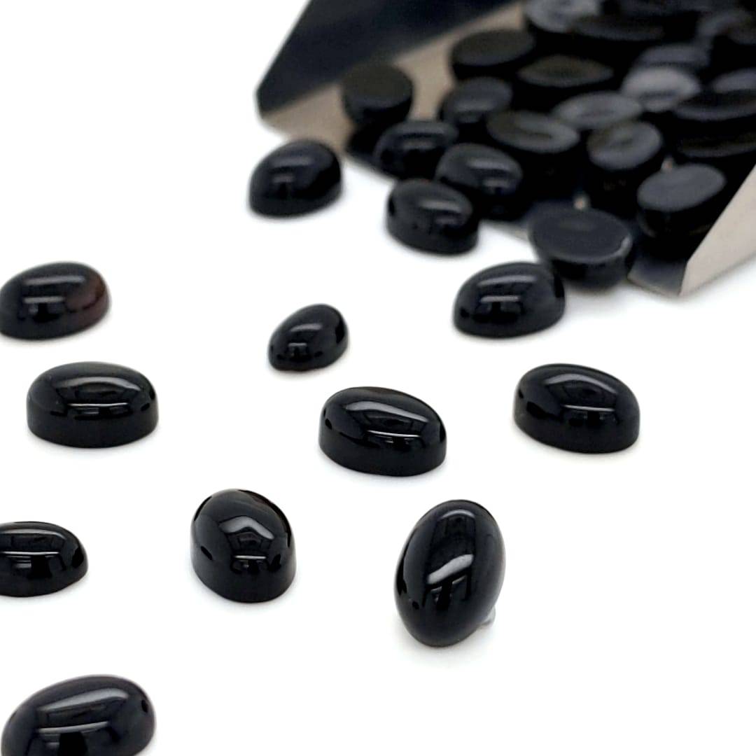 Black Onyx Oval Cabochons | Calibrated Size - The LabradoriteKing