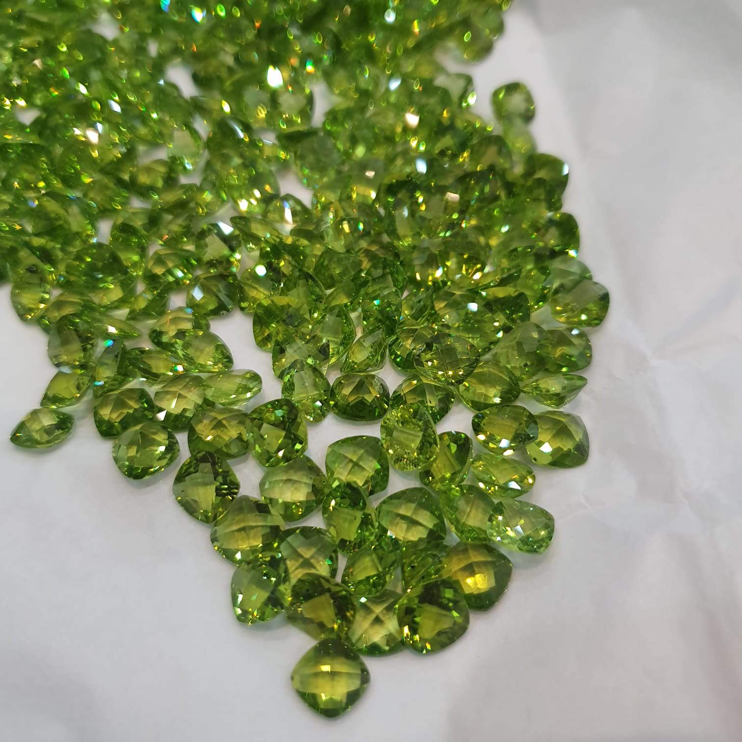 Natural Peridot Top Quality 7mm Checker Cut Cushion Sqaure - The LabradoriteKing