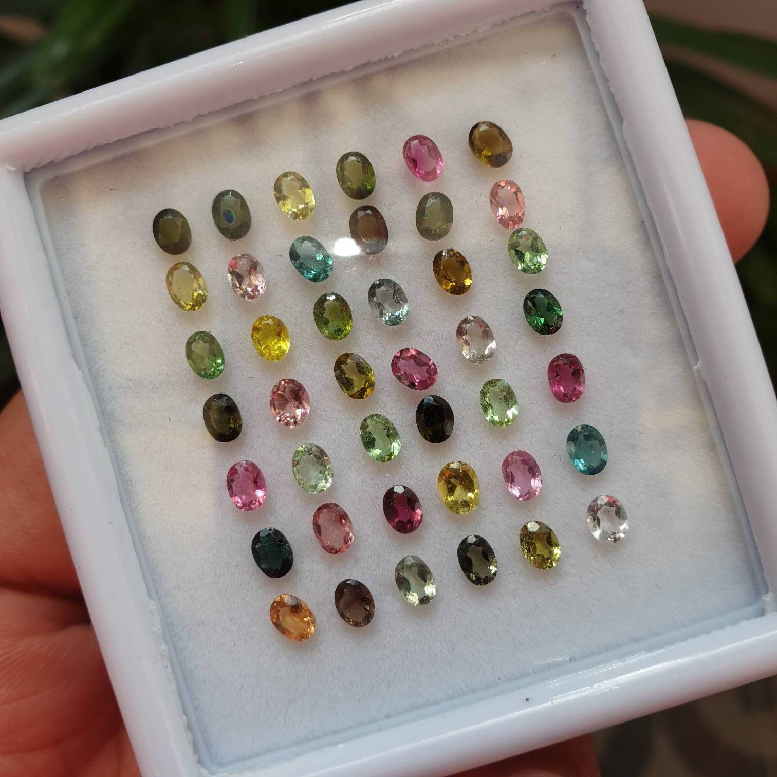 Natural Tourmalines Ovals 4x3mm 7.4Ct/ 42 Pcs Lot - The LabradoriteKing