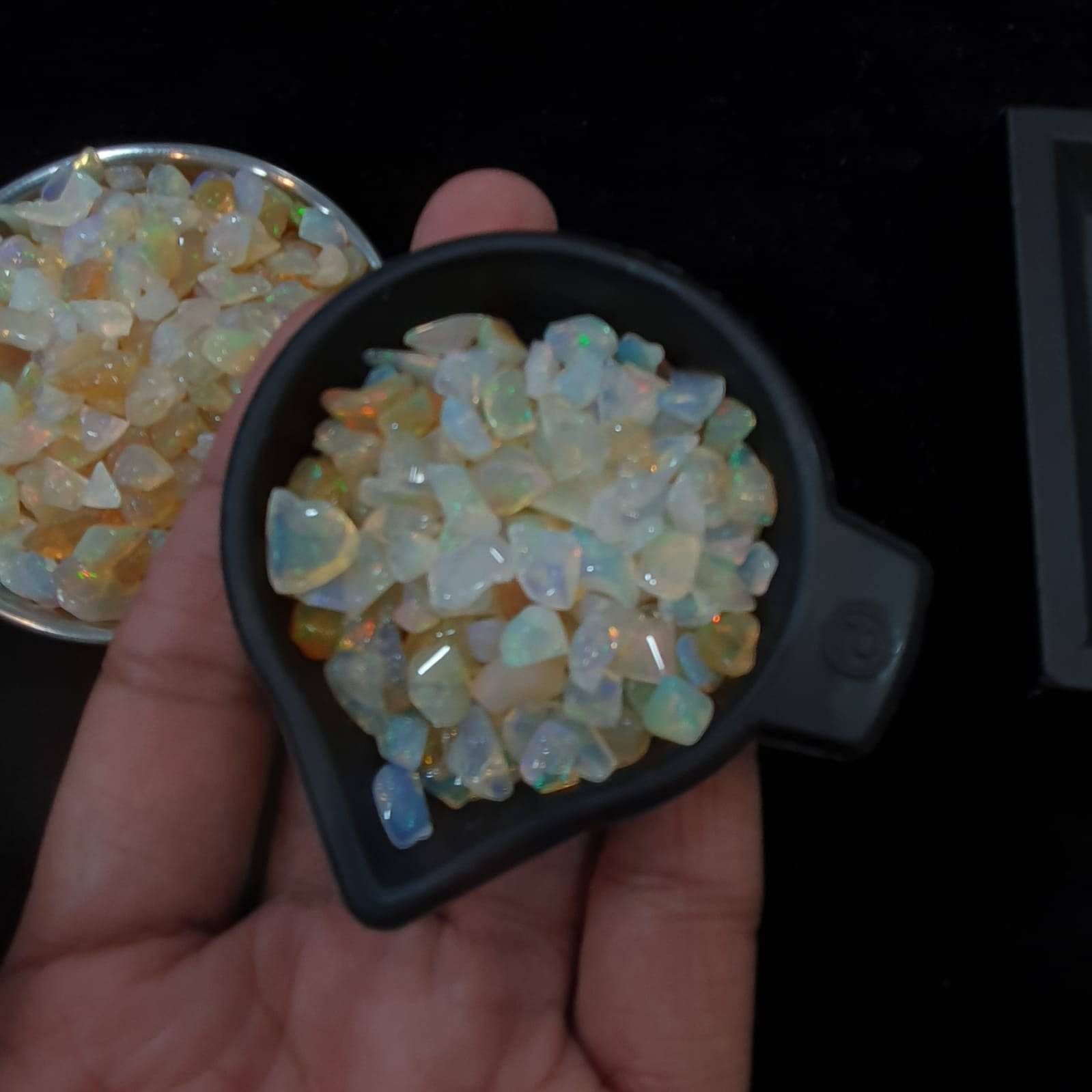 OFFER🔥 30 Pcs Welo Opals Polished Uneven Shapes 6-8mm Ranges - The LabradoriteKing