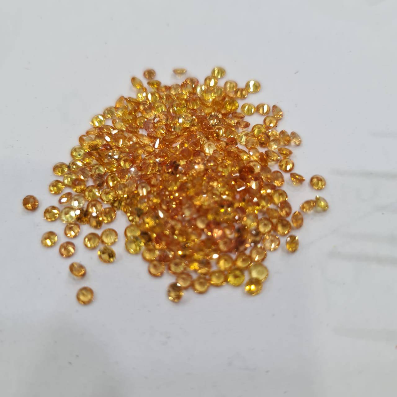 Orange Sapphire 1.70mm Diamond Cut Lot | Top Quality - The LabradoriteKing