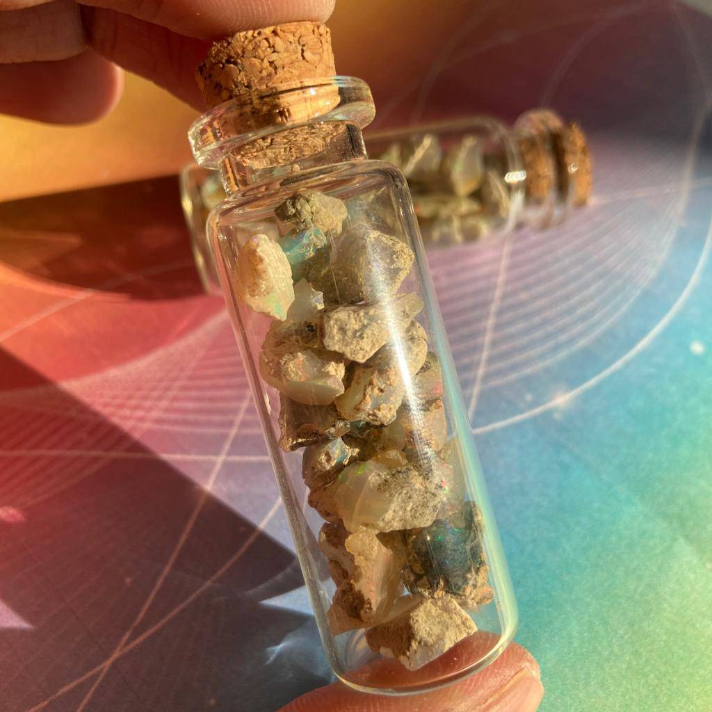 Raw Opal Display Vial | Approx 30 Pcs Ethiopian Mined - The LabradoriteKing