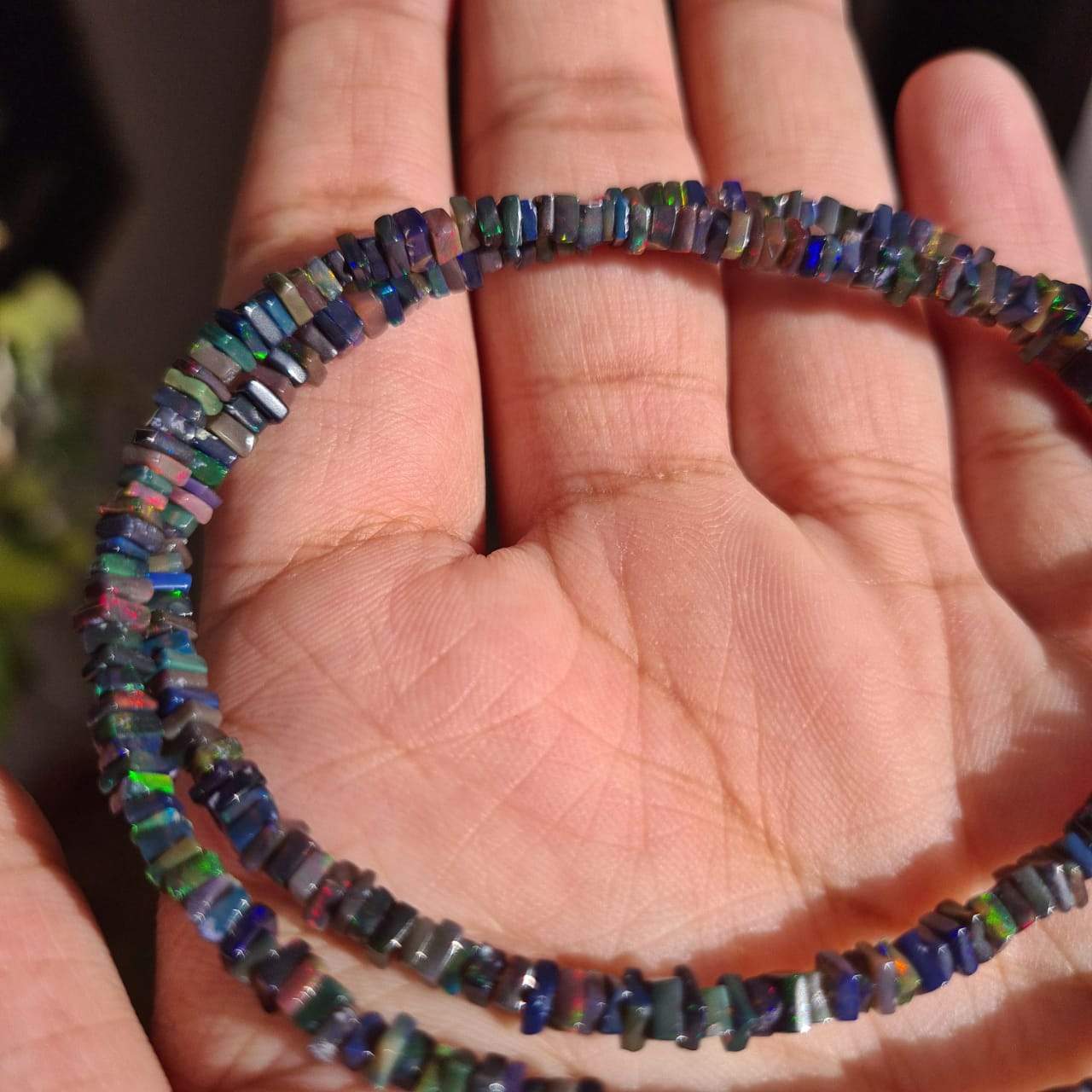 Sale🔥 Black Opal Square Disc Beads in 17" Inches | 4-5mm - The LabradoriteKing